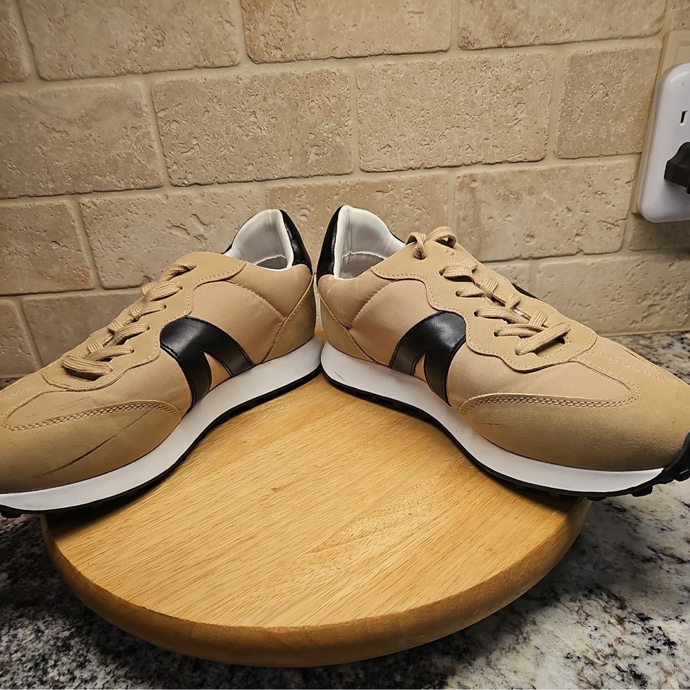 MIA fashion Sneakers Size 9 1/2 Worn Once MINT - Picture 10 of 11